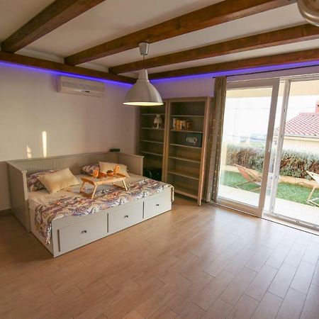 Eco Eclectic Villa With Pool Solin Exteriör bild